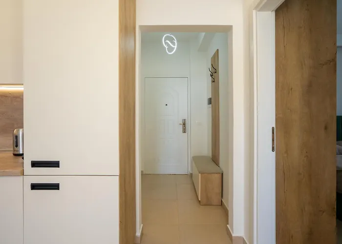 Bf Apartmán Golem (Tirana)